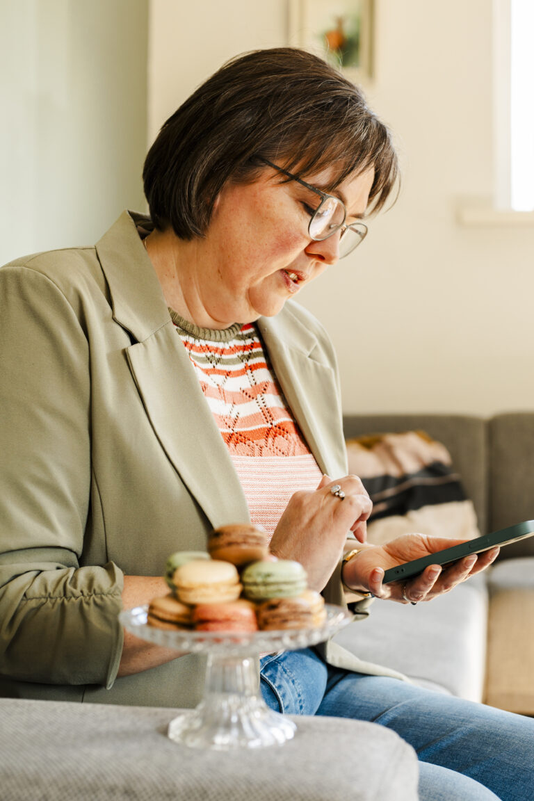 Foto gemaakt door Sandra Kort van een vrouwelijke ondernemer. (personal branding shoot)