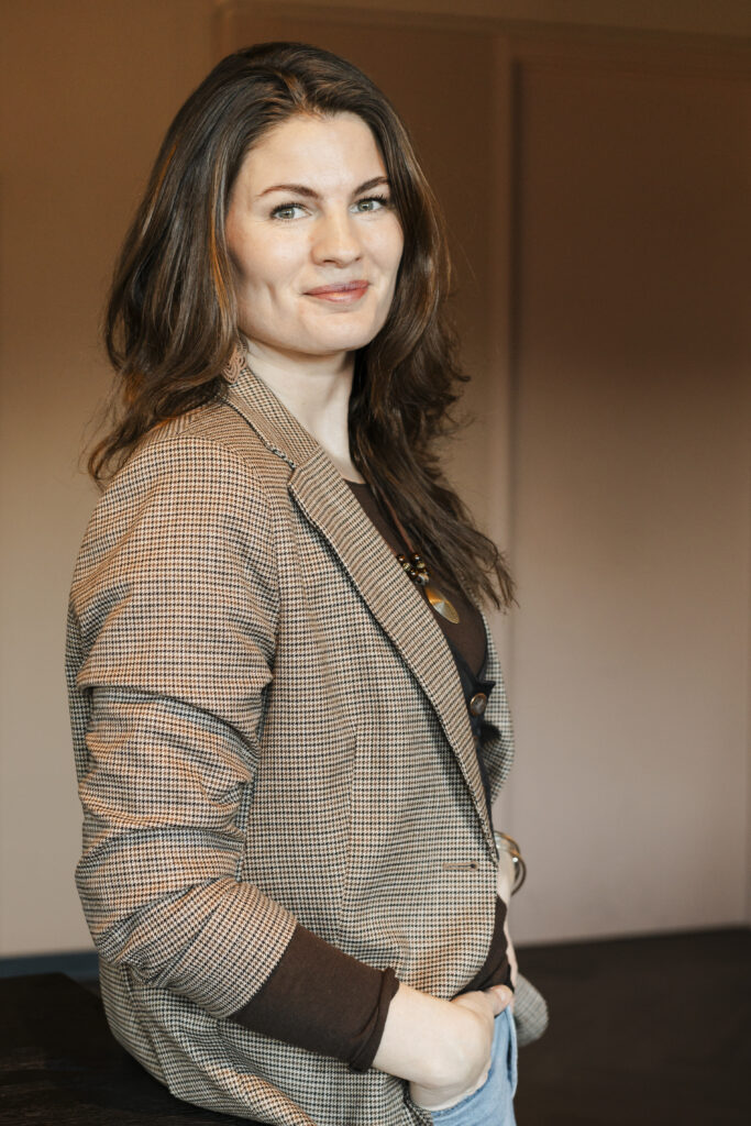 personal branding shoot in Amersfoort. Fotografe uit Den Haag staat in beeld.