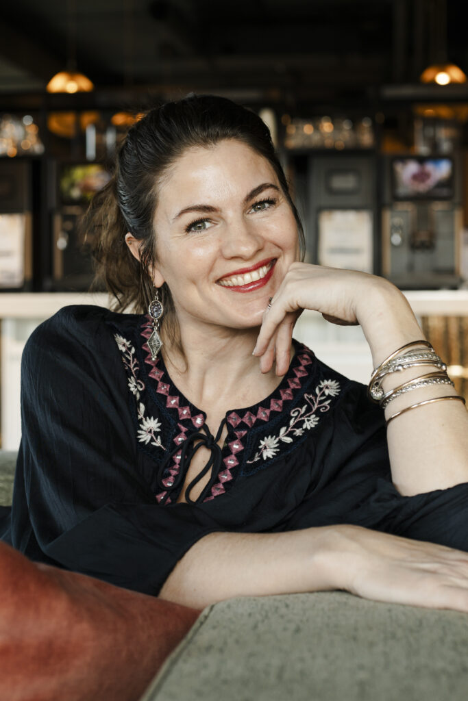 Personal branding shoot van kleurconsulent Rachel. Portret foto van Rachel.